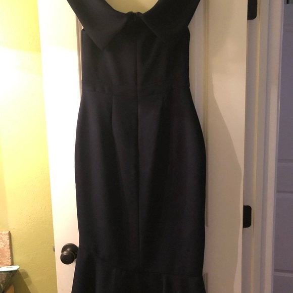 Avery G off the shoulder ruffle front dress - Picture 3 of 4